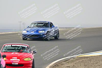 media/Jan-26-2025-CalClub SCCA (Sun) [[cfcea7df88]]/Group 4/Race/